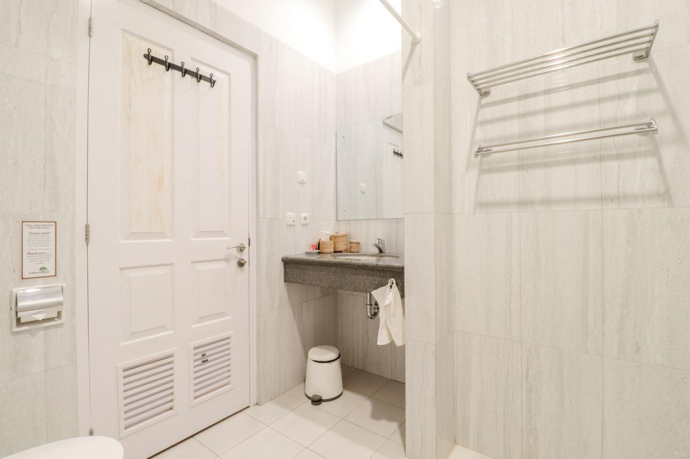 Palem Kipas Homestay Jogjakarta Buitenkant foto