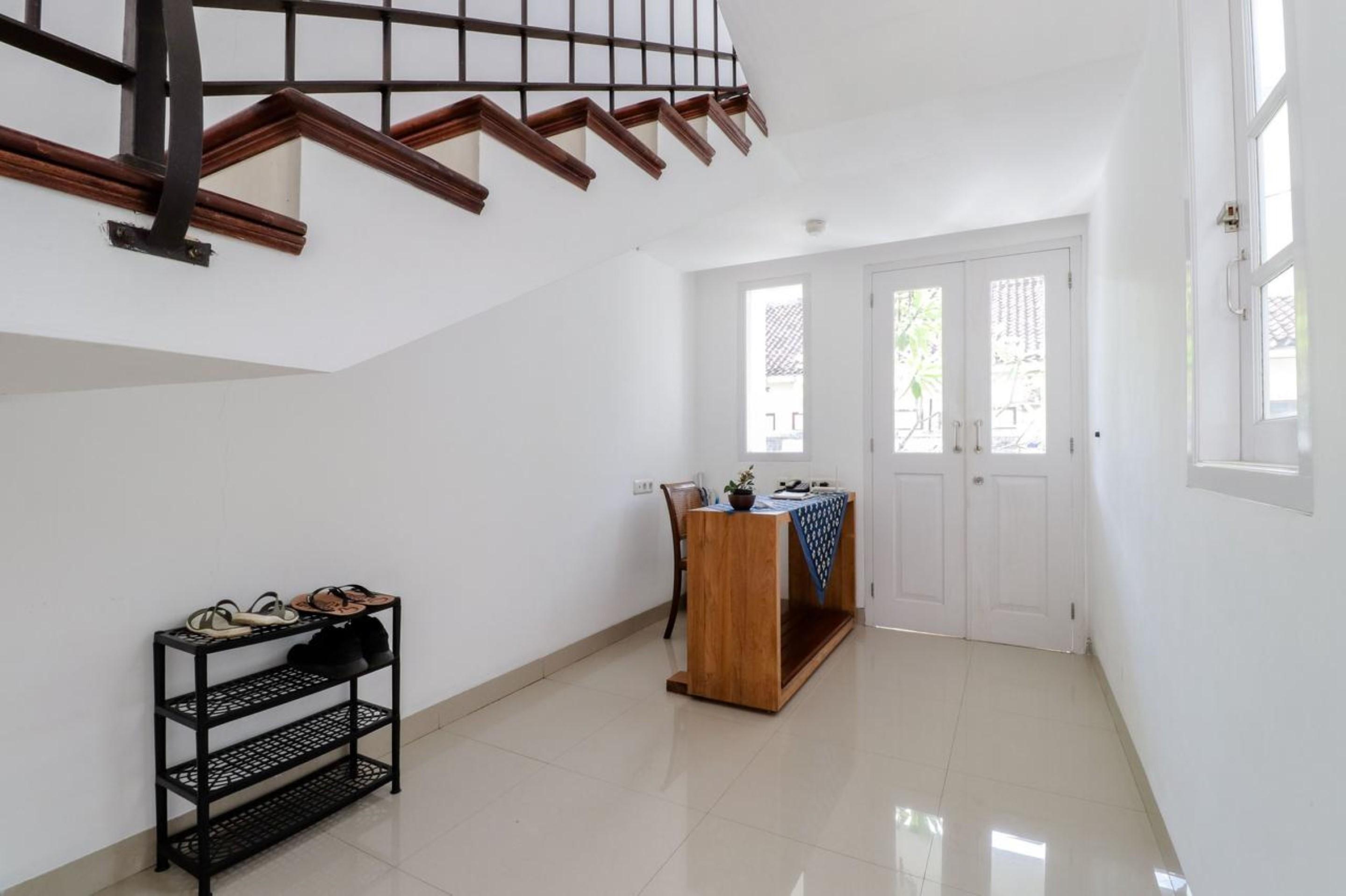 Palem Kipas Homestay Jogjakarta Buitenkant foto