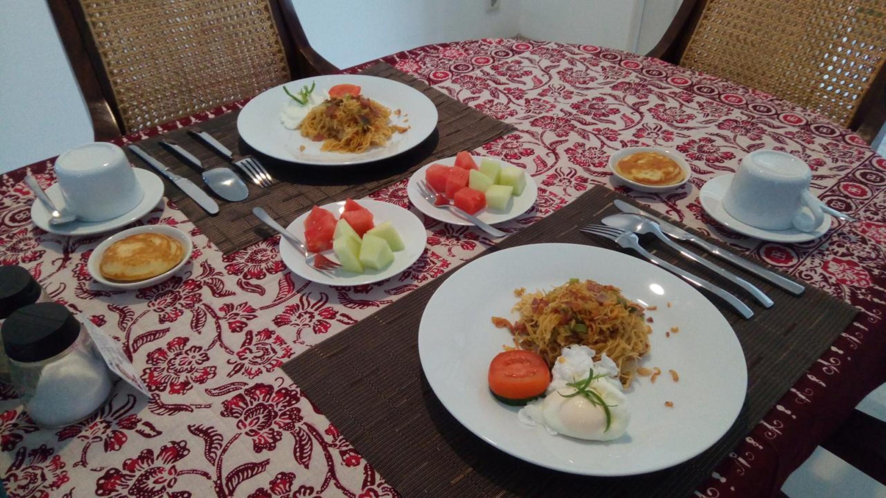 Palem Kipas Homestay Jogjakarta Buitenkant foto